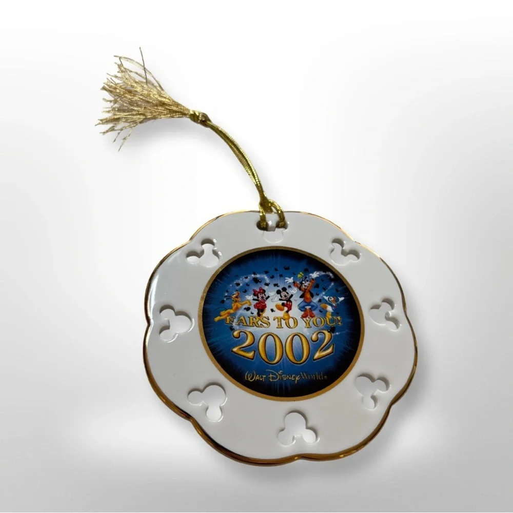 Walt Disney World 2002 Ears To You Christmas Ornament
